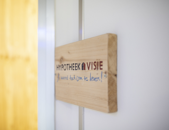 Binnen d'n Office kan je de gespreksruimtes makkelijk vinden